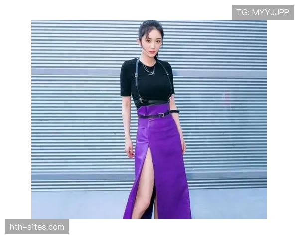 王楠退役后晒日常,赛场上凶狠女王和街拍里那个优雅女人感觉不是同一人 王楠退役后晒日常,赛场上凶狠女王和街拍里那个优雅女人感觉不是同一人